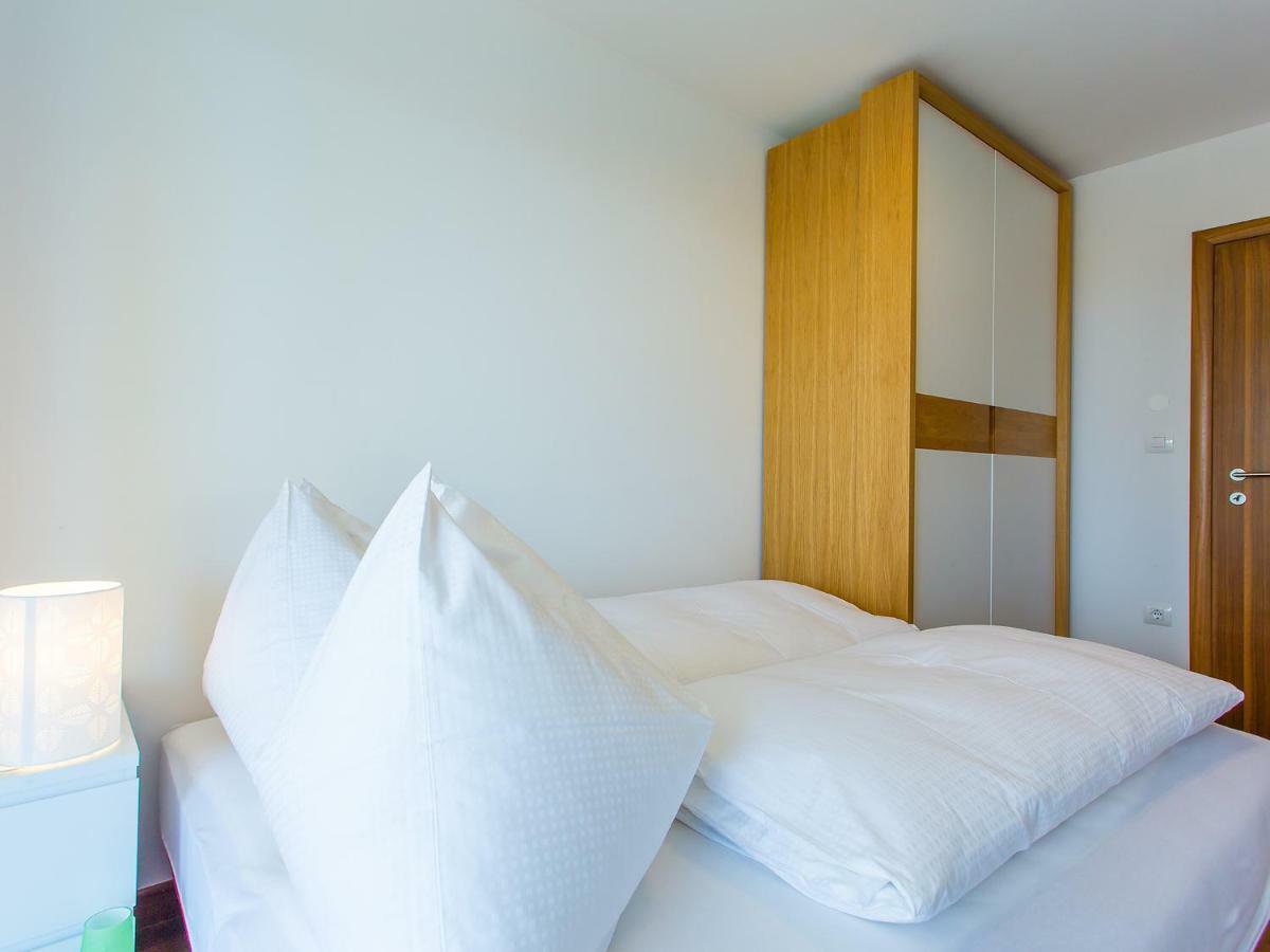 Apartment Maestral Πόρετς Εξωτερικό φωτογραφία