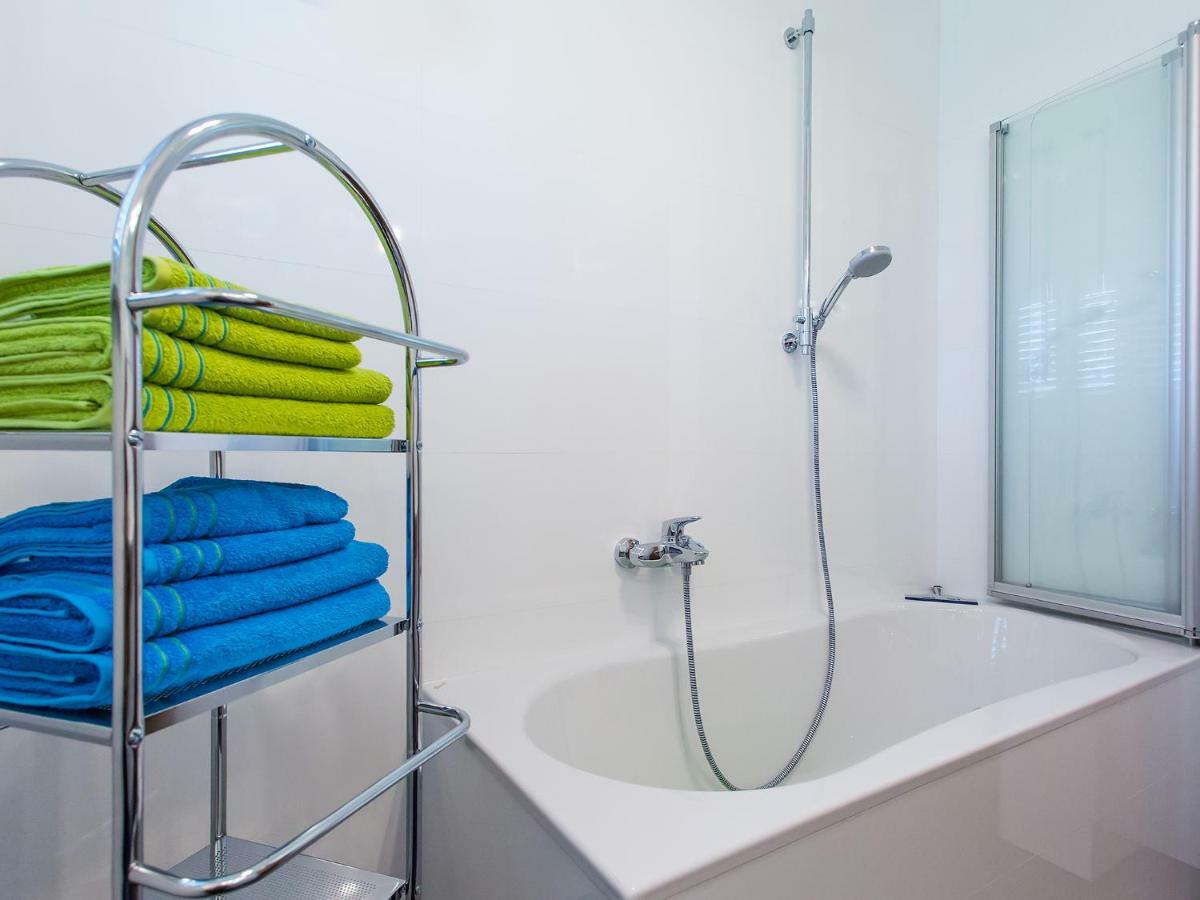 Apartment Maestral Πόρετς Εξωτερικό φωτογραφία