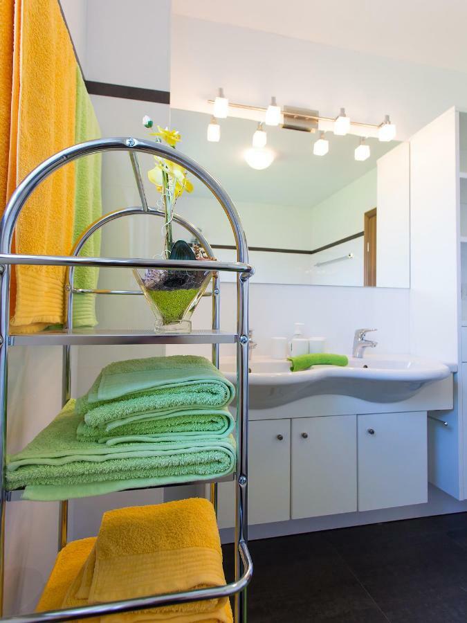 Apartment Maestral Πόρετς Εξωτερικό φωτογραφία