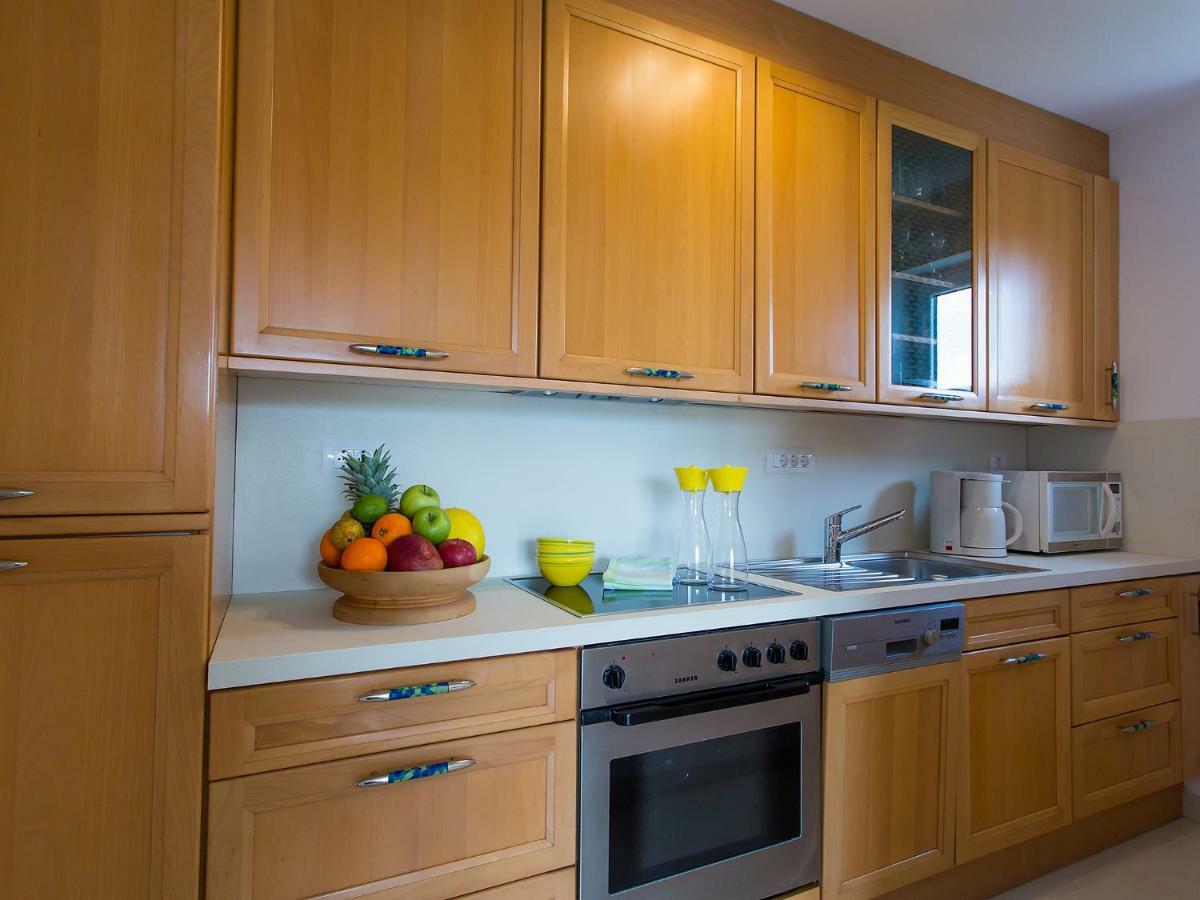 Apartment Maestral Πόρετς Εξωτερικό φωτογραφία