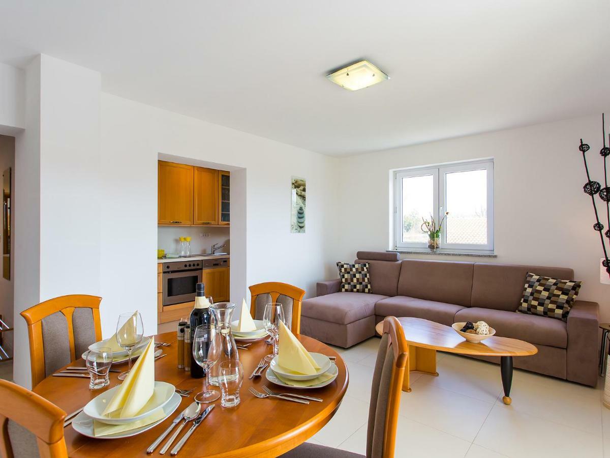 Apartment Maestral Πόρετς Εξωτερικό φωτογραφία